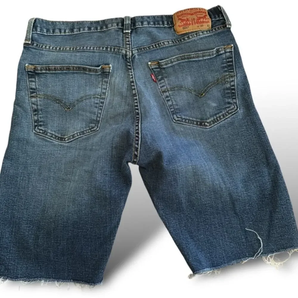 33 x 32 Levis 501 Denim Shorts. Womens Levi 501 Bermuda Shorts